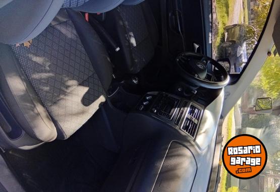 Autos - Volkswagen Suran 1.6L Comfortline 2016 Nafta 160000Km - En Venta