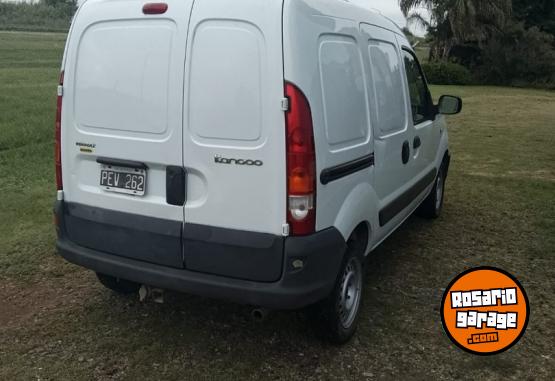 Utilitarios - Renault KANGOO 2015 GNC 200000Km - En Venta