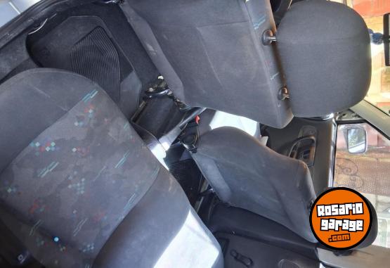 Autos - Volkswagen Polo classic 1.6 1998 Nafta 200000Km - En Venta