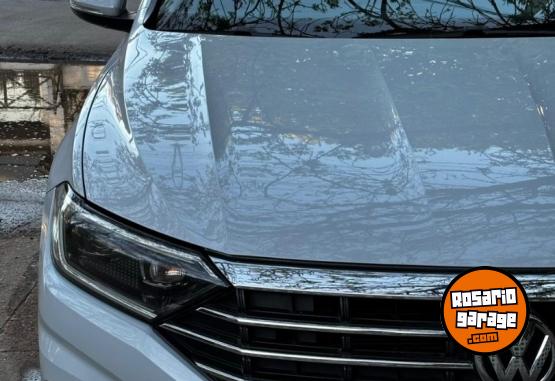 Autos - Volkswagen Vento Hignline 2018 Nafta 135000Km - En Venta