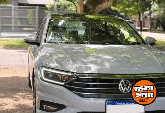 Autos - Volkswagen Vento Hignline 2018 Nafta 135000Km - En Venta