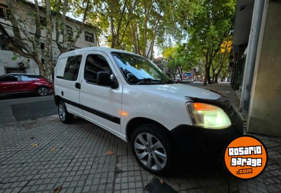 Utilitarios - Citroen Berlingo 2017 Diesel 120000Km - En Venta
