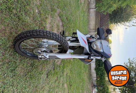 Motos - Motomel Skua 150 Silver Edition 2025 Nafta 1800Km - En Venta