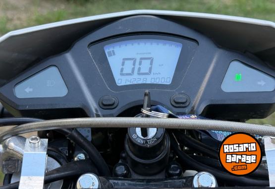 Motos - Motomel Skua 150 Silver Edition 2025 Nafta 1800Km - En Venta