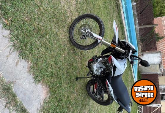 Motos - Motomel Skua 150 Silver Edition 2025 Nafta 2000Km - En Venta