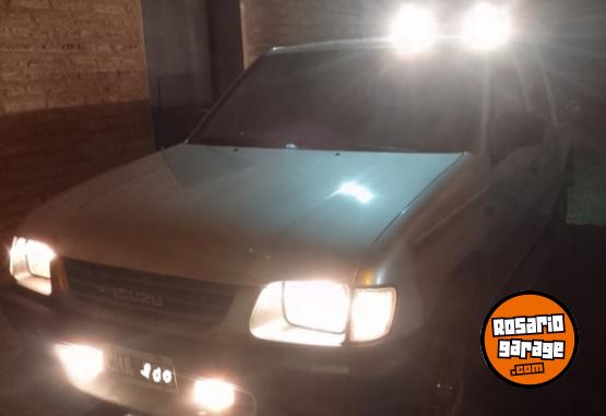 Camionetas - Isuzu Pick up 1998 Diesel 282500Km - En Venta