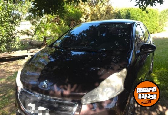 Autos - Peugeot PEUGEOT 208. 1.6 2015 Nafta 135000Km - En Venta