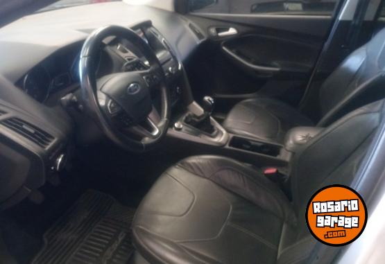 Autos - Ford Focus 2016 Nafta 121000Km - En Venta