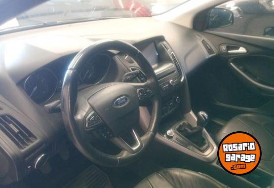 Autos - Ford Focus 2016 Nafta 121000Km - En Venta