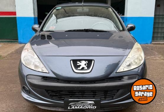 Autos - Peugeot 207 2008 Nafta 140000Km - En Venta