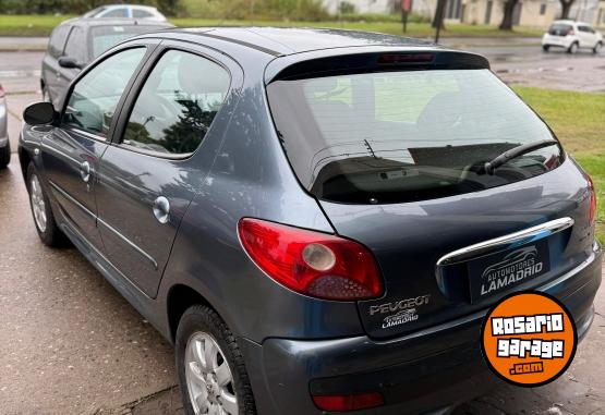 Autos - Peugeot 207 2008 Nafta 140000Km - En Venta