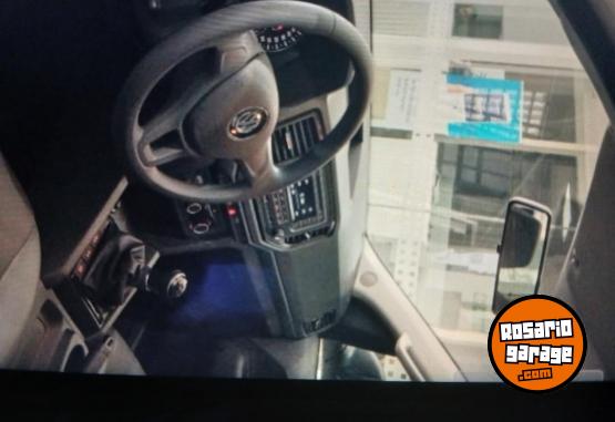 Camionetas - Volkswagen Amarok trendline 140cv 2. 2023 Diesel 14000Km - En Venta