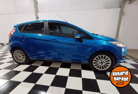 Autos - Ford Kinetic 2017 GNC 122000Km - En Venta