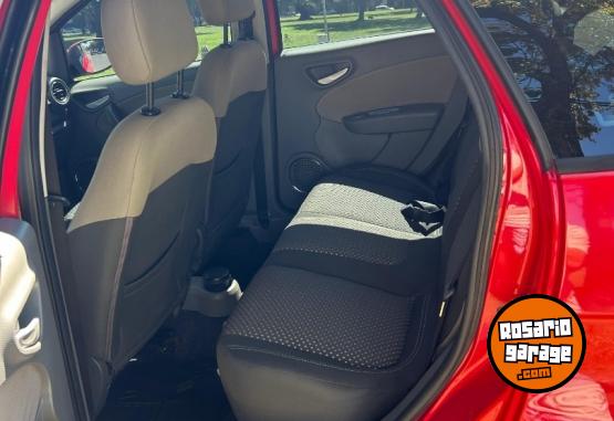 Autos - Fiat Grand Siena 1.6 Essence 2014 Nafta 125000Km - En Venta