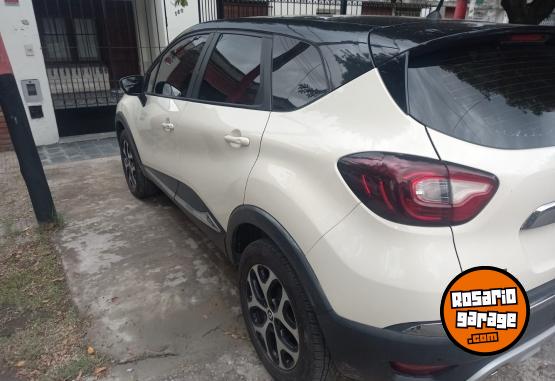 Autos - Renault -CAPTUR INTENS 1.6 CVT 2019 Nafta 63000Km - En Venta