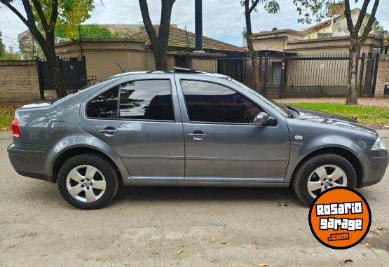Autos - Volkswagen Bora 2010 Nafta 185000Km - En Venta