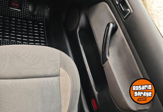 Autos - Volkswagen Golf 2008 Nafta 247000Km - En Venta