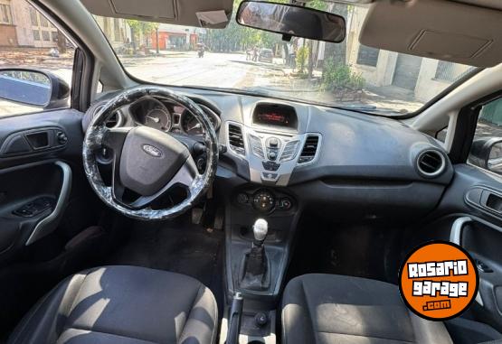 Autos - Ford Fiesta Kinetic 2011 GNC 226000Km - En Venta