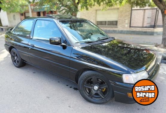 Autos - Ford Coupe Escort 1995 GNC 393000Km - En Venta