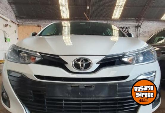 Autos - Toyota Yaris  XLS Pack CVT 7� 2020 Nafta 86000Km - En Venta