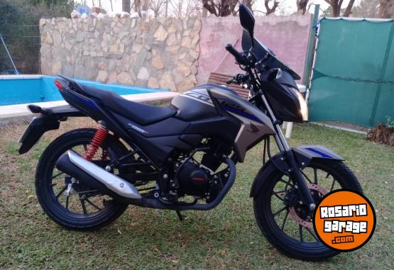 Motos - Honda Cb 2024 Nafta 4000Km - En Venta