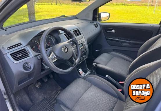 Autos - Volkswagen Suran 2019 GNC 113000Km - En Venta