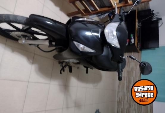 Motos - Honda Biz 2017 Nafta 47000Km - En Venta
