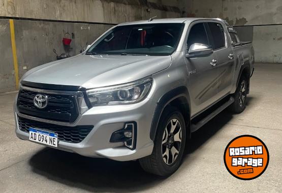 Camionetas - Toyota HILUX SRX at 2018 Diesel 200000Km - En Venta