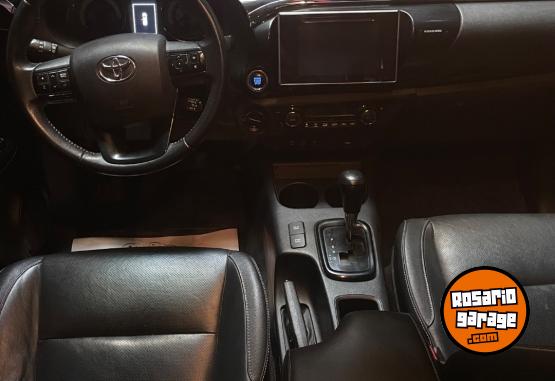 Camionetas - Toyota HILUX SRX at 2018 Diesel 200000Km - En Venta