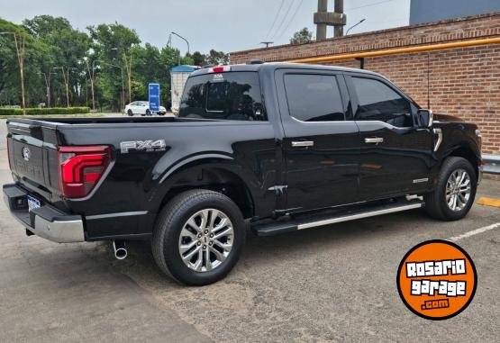 Camionetas - Ford f 150 LARIAT HIBRIDA 2025 Nafta 7200Km - En Venta