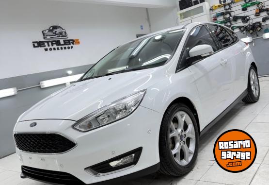 Autos - Ford Focus se plus 2018 Nafta 108000Km - En Venta