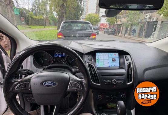 Autos - Ford Focus se plus 2018 Nafta 108000Km - En Venta