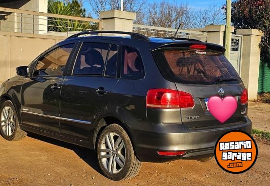 Autos - Volkswagen Suran highline 2017 Nafta 175000Km - En Venta
