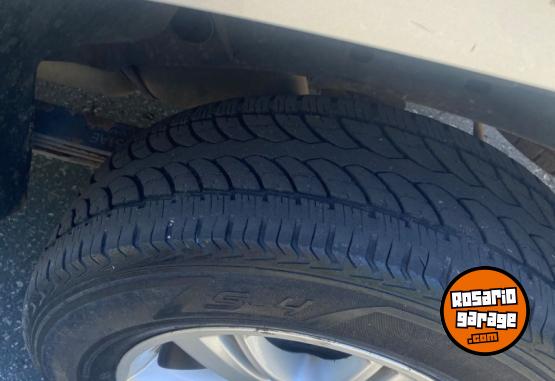 Camionetas - Volkswagen Amarok 2.0L TDI 180 CV 2016 Diesel 185000Km - En Venta