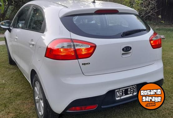 Autos - Kia Rio EX 2014 Nafta 142600Km - En Venta