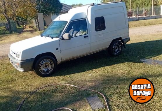 Utilitarios - Renault Express 2001 Diesel 11111Km - En Venta