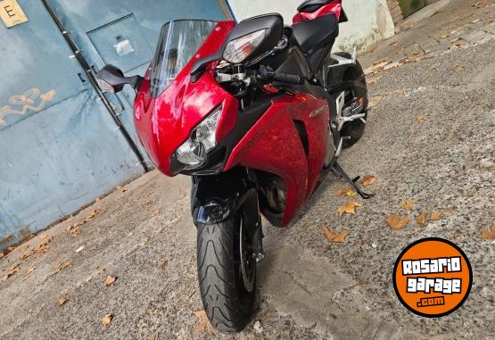 Motos - Honda Cbr 2008 Nafta 22400Km - En Venta
