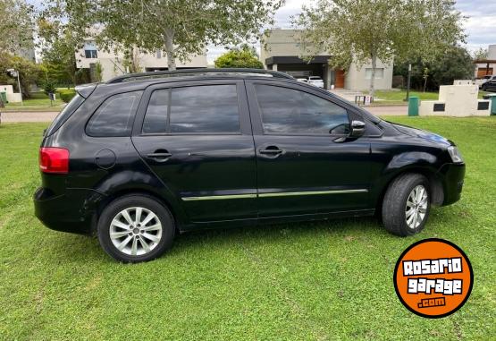 Autos - Volkswagen SURAN HIGHLINE 1.6 2010 Nafta 183000Km - En Venta