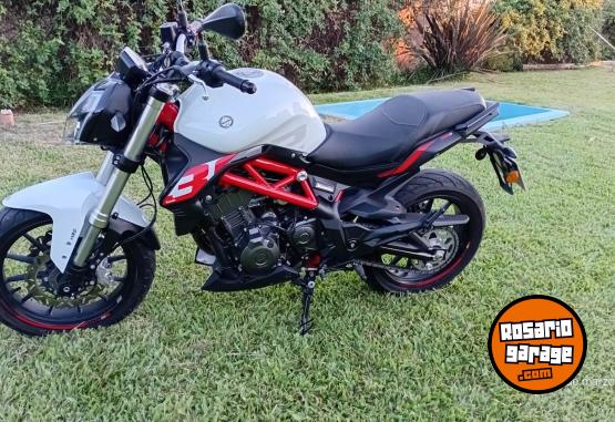 Motos - Benelli 302s 2023 Nafta 2200Km - En Venta