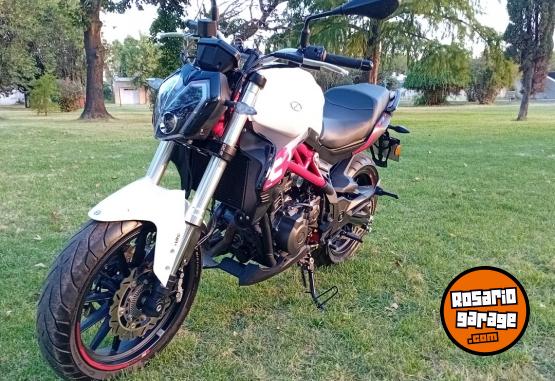 Motos - Benelli 302s 2023 Nafta 2200Km - En Venta