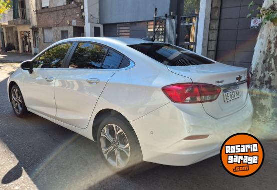 Autos - Chevrolet Cruze premier permuto 2022 Nafta 76000Km - En Venta