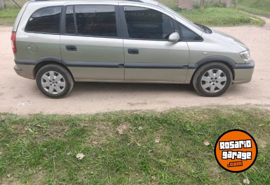 Autos - Chevrolet GL 2011 Nafta 169000Km - En Venta