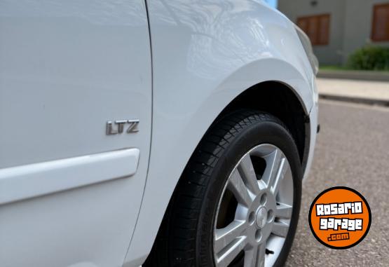 Autos - Chevrolet Agile Ltz 2011 Nafta 130000Km - En Venta