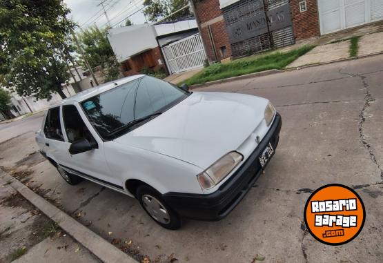 Autos - Renault 19 1997 GNC 111111Km - En Venta