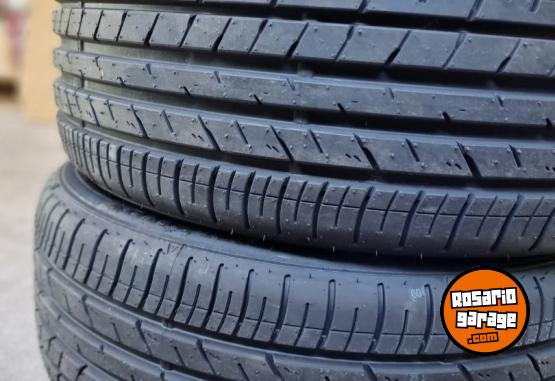 Accesorios para Autos - Neumaticos  Dunlop nuevos 205/50 R17 - En Venta