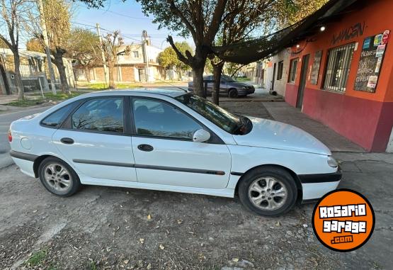 Autos - Renault Laguna rxe 1997 Nafta 212000Km - En Venta