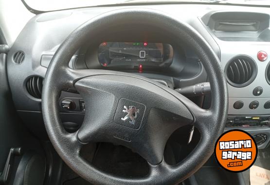 Utilitarios - Peugeot Partner 2020 GNC 133000Km - En Venta