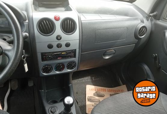 Utilitarios - Peugeot Partner 2020 GNC 133000Km - En Venta