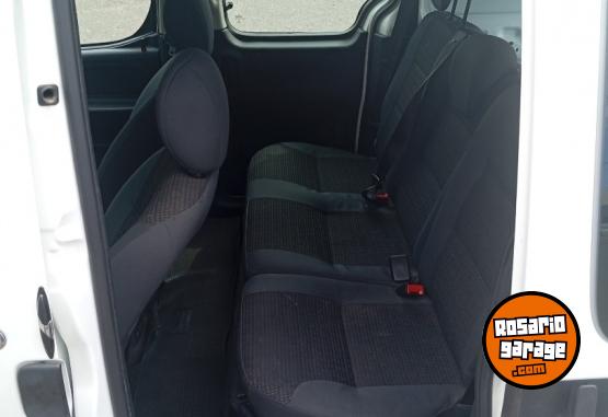 Utilitarios - Peugeot Partner 2020 GNC 133000Km - En Venta