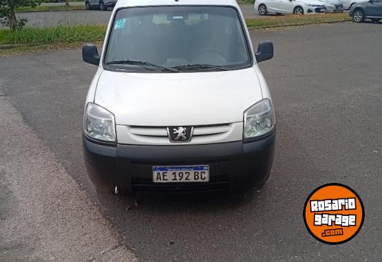 Utilitarios - Peugeot Partner 2020 GNC 133000Km - En Venta